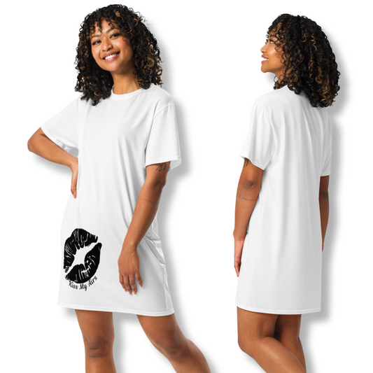 Pucker Up T-shirt Dress - Drippin Diamonds Designs