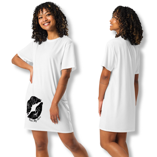 Pucker Up T-shirt Dress (Wmns)