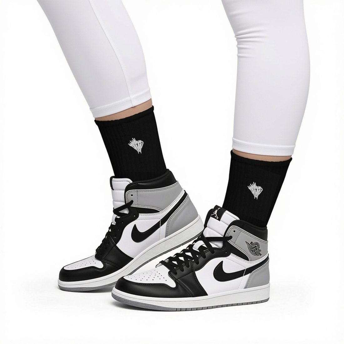 Classic Drippin Diamond Embroidered Socks